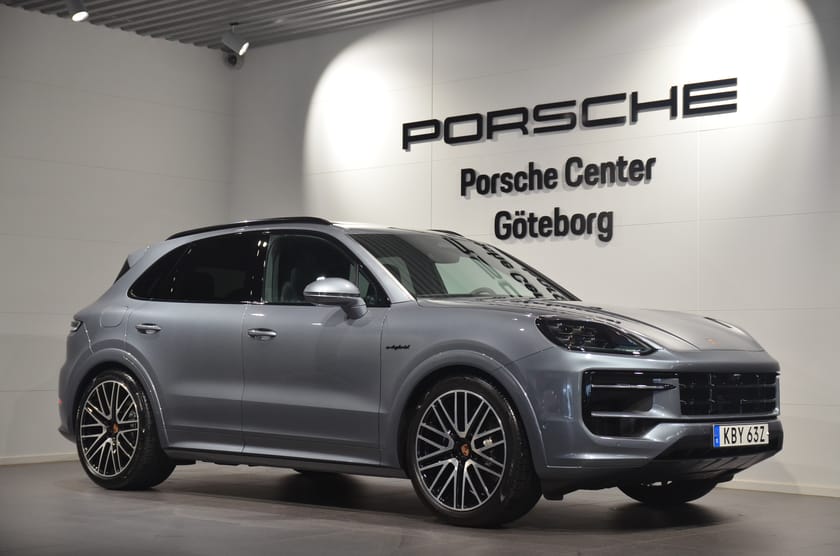 Bild 1 av Porsche Cayenne S E-Hybrid Black Edition / Omg. leverans