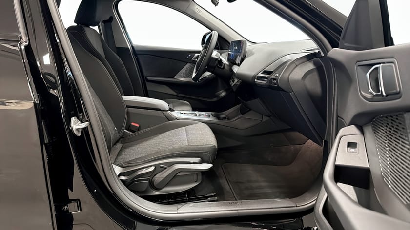 Bild 3 av BMW 120 5d Backkamera, Farthållare