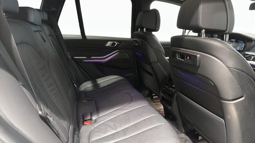 Bild 5 av BMW X5 xDrive45e iPerformance M-sport Head-up Aktiv farth Värmare Drag 360°