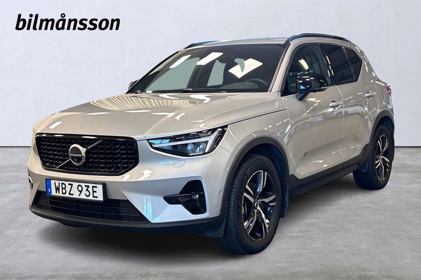 Bild 1 av Volvo XC40 B3 FWD Bensin Plus Dark