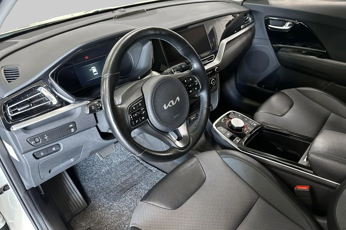 picture of a car