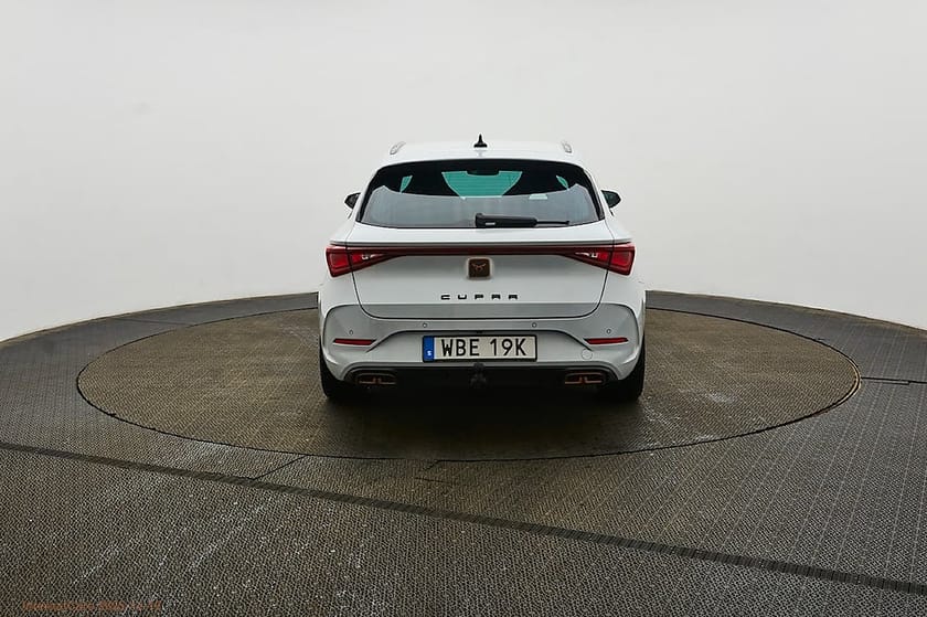 Bild 4 av CUPRA Leon Sportstourer e-Hybrid VZ 1.4 TSI 245hk dragkrok + värmare