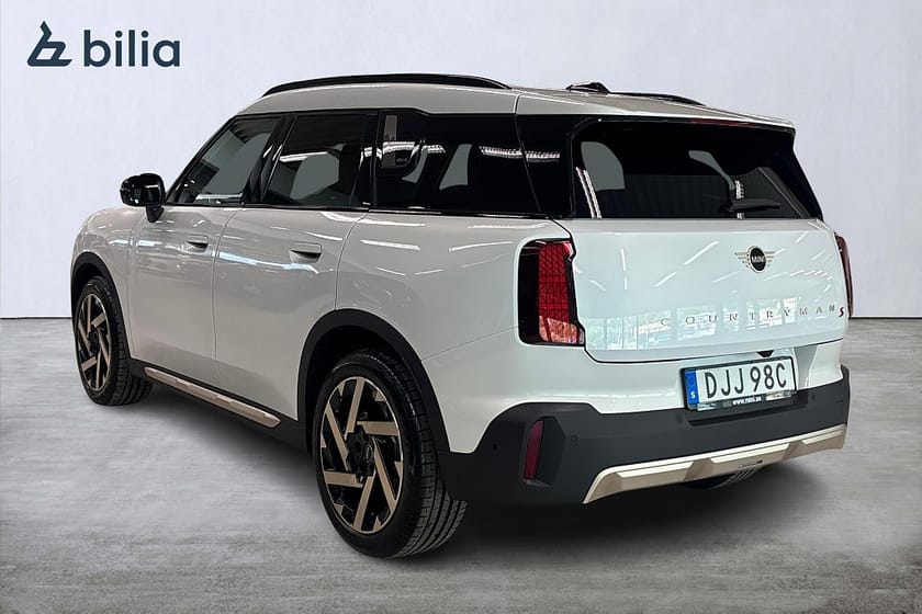 Bild 2 av MINI Countryman S ALL4 / Panorama / Aktiv farth. / Drag / H&K / 360