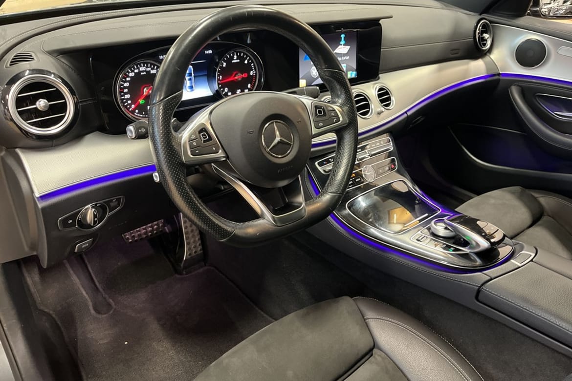 Mercedes-Benz E-Klass 2017 - miniatyr 8