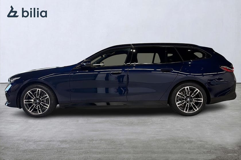 Bild 3 av BMW i5 xDrive40 Touring xDrive 40 M-sport Business | H&K | 9385kr/mån ex moms