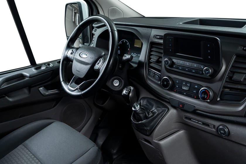 Bilde 3 av Ford Transit Custom 320 KAMPANJE 2.0 TDCi 104hk L2 | Hengerfeste | Sensor | ++