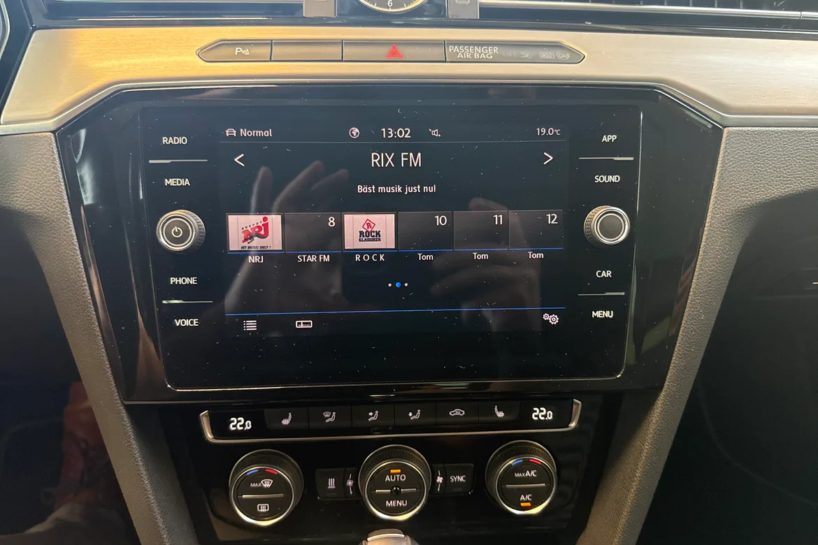 picture of a car