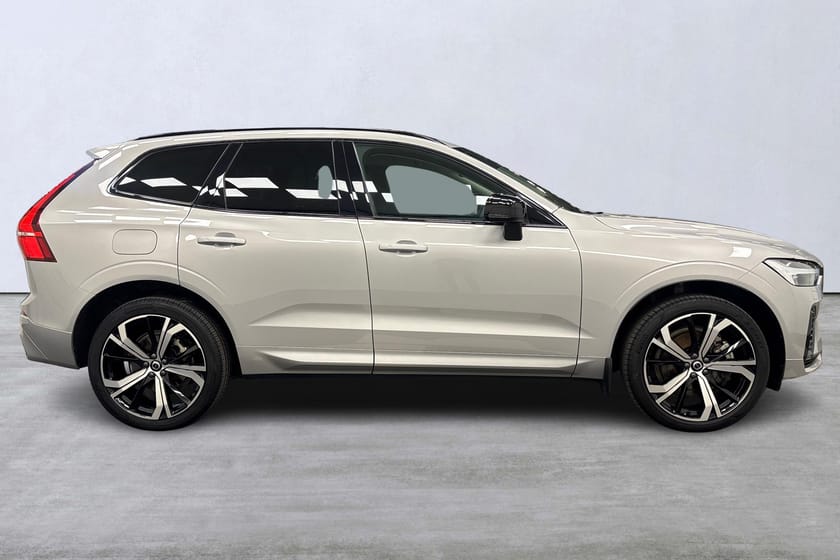Bild 3 av Volvo XC60 T6 Plus Dark Edition