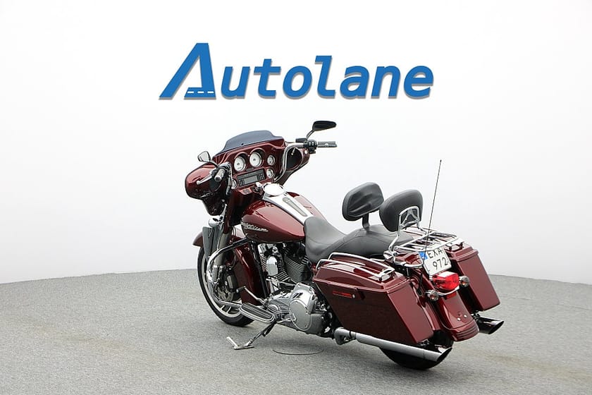 Bild 3 av Harley-Davidson Street Glide Glide* Dr Jekyll och Mr Hyde +Mappad