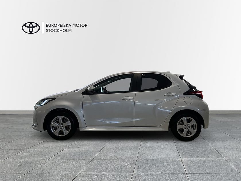 Bild 3 av Toyota Yaris Hybrid CVT / Active Plus / V-HJUL