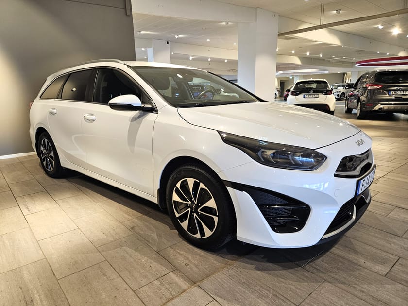 Bild 4 av Kia Ceed Sportswagon Plug-in Hybrid 141hk | V-hjul Drag