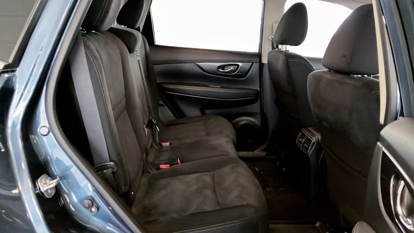 Bild 5 av Nissan X-Trail 1.6 dCi 130hk 5-sits Värmare Navi Drag 360° Pano