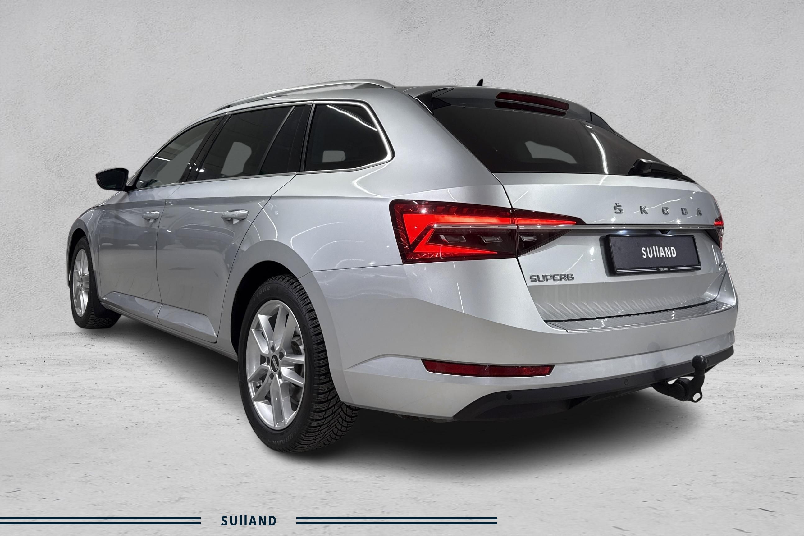 Thumnail bilde 2 av Škoda Superb Stasjonsvogn