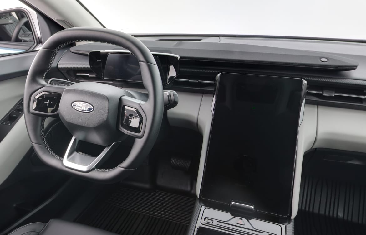 Ford Explorer EV 2024 - miniatyr 10