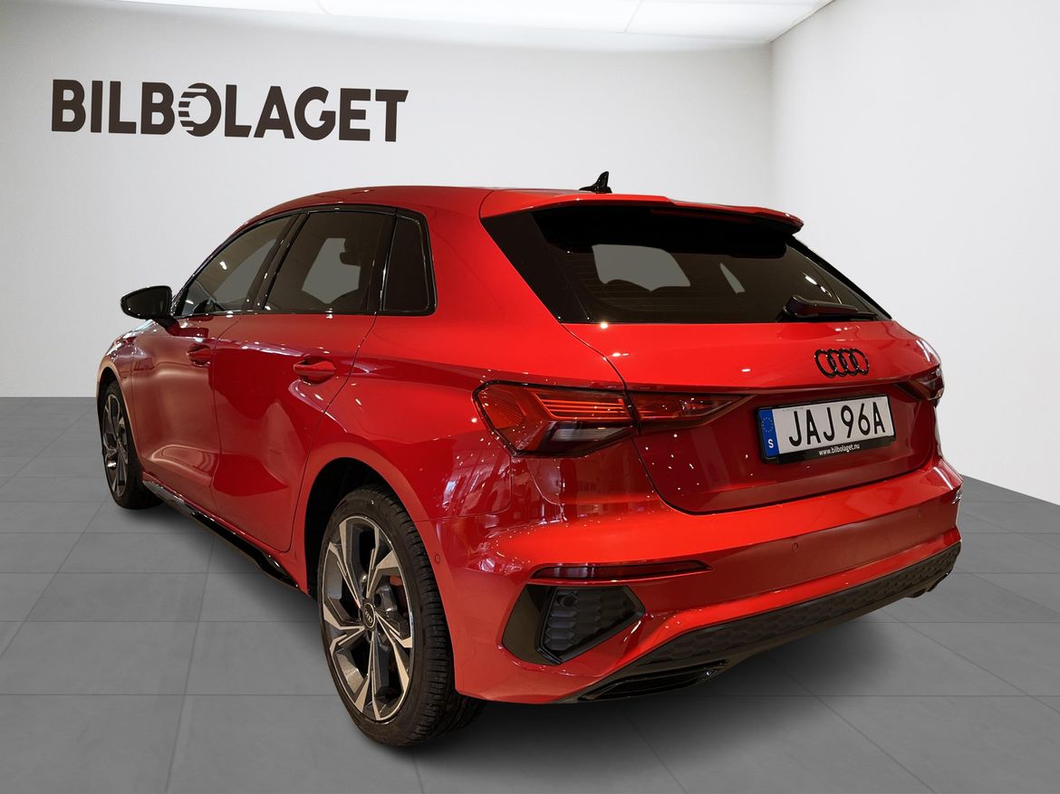 Audi A3 2023 - miniatyr 4