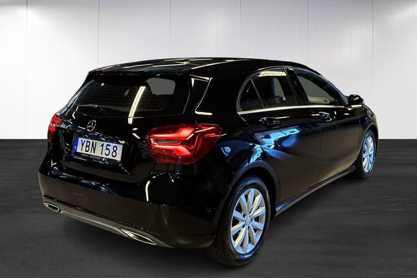 Bild 3 av Mercedes-Benz A 180 d Manuell | Urban Line | Backkamera | Navi | Delläder