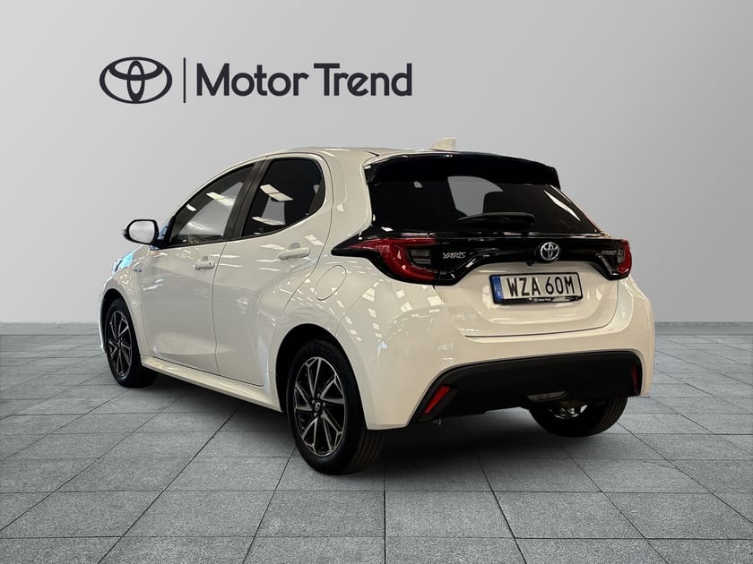 Bild 3 av Toyota Yaris Hybrid 1,5 5D ACTIVE PLUS S+V-HJUL
