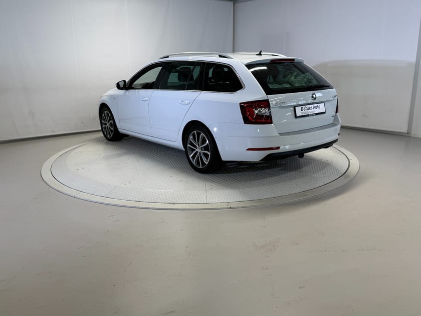 Bilde 4 av Škoda Octavia Stasjonsvogn L&amp;K 2,0 150hk 4x4 ACC/Krok/Webasto/Kam/Canton/El.sete