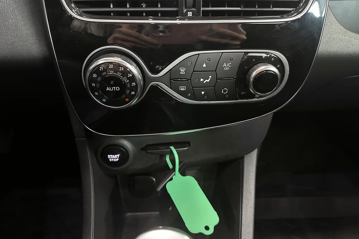 picture of a car