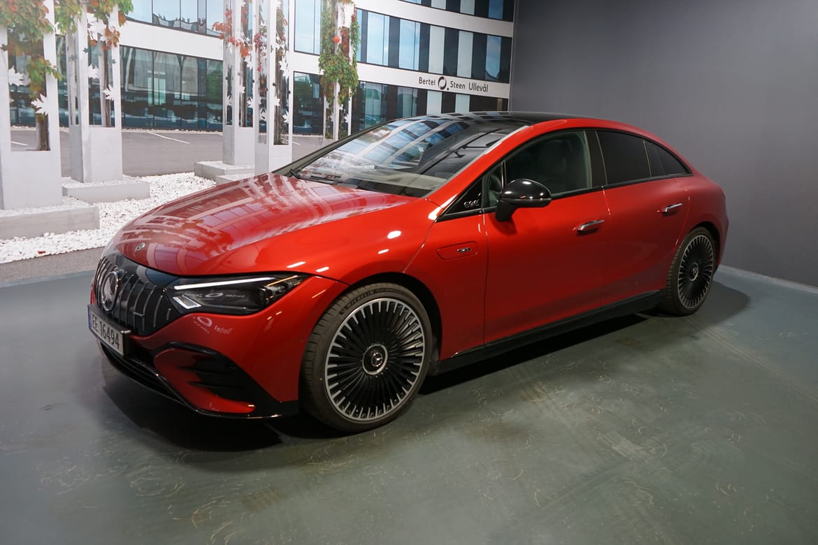Mercedes-Benz AMG EQE 43 4MATIC, 476hk, 2022
