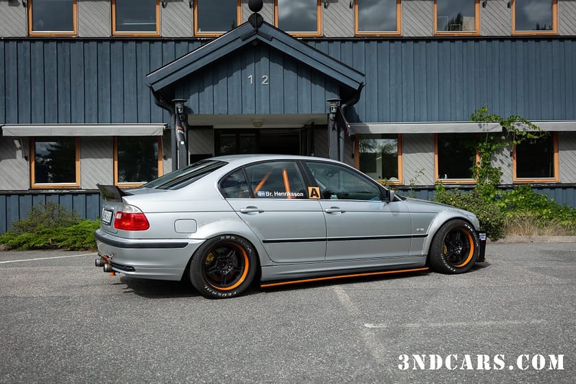 Bild 3 av BMW 330i Sedan 330 Turbo SFRO BUR