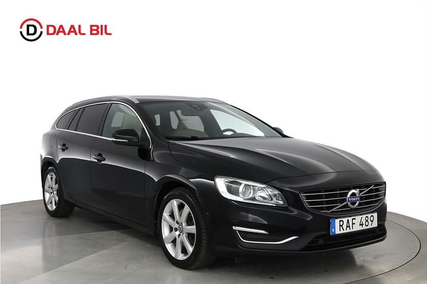 Bild 3 av Volvo V60 D4 AWD 190HK SUMMUM DRAG NAVI HIGH PERFORMANCE LÄDER