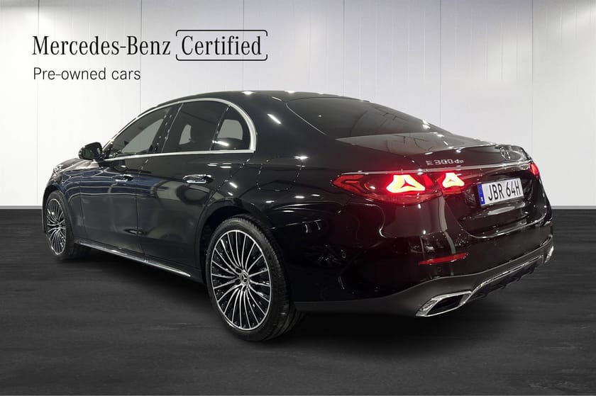 Bild 3 av Mercedes-Benz E 300 d e 4MATIC de Sedan / AMG Line / Premium paket