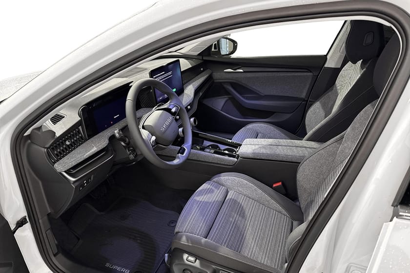 Bild 4 av Škoda Superb Kombi Selection 2,0 TDI 193 HK DSG 4X4