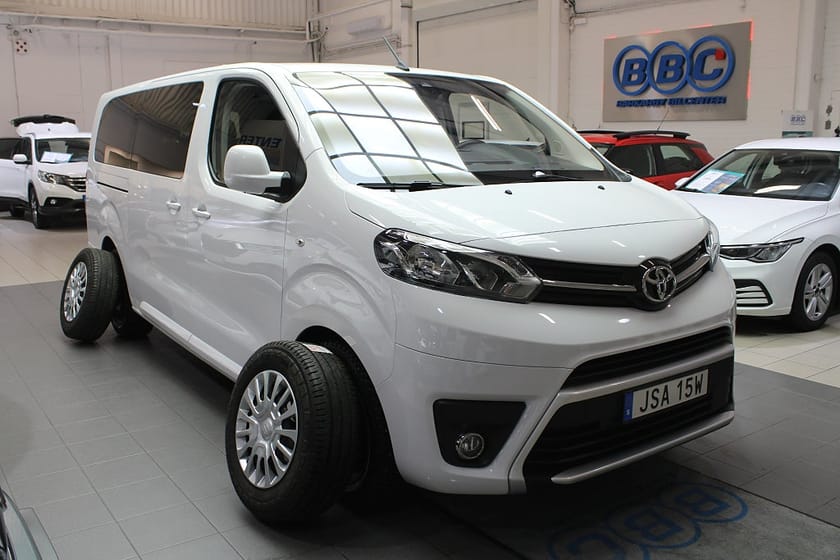 Bild 2 av Toyota Proace Verso 2.0 D-4D Euro 6 9-Sits / Moms/ carplay