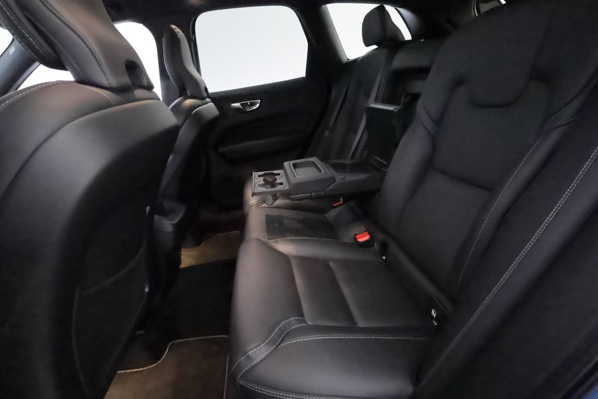 Volvo XC60 2020 - miniatyr 30