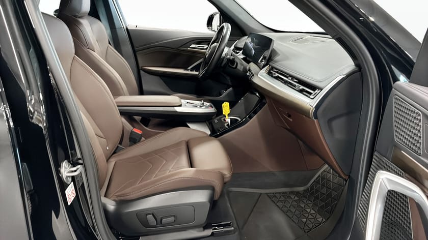 Bild 3 av BMW X1 sDrive18i 18i sDrive M Sport Elektriska Stolar Rattvärme Apple Carplay