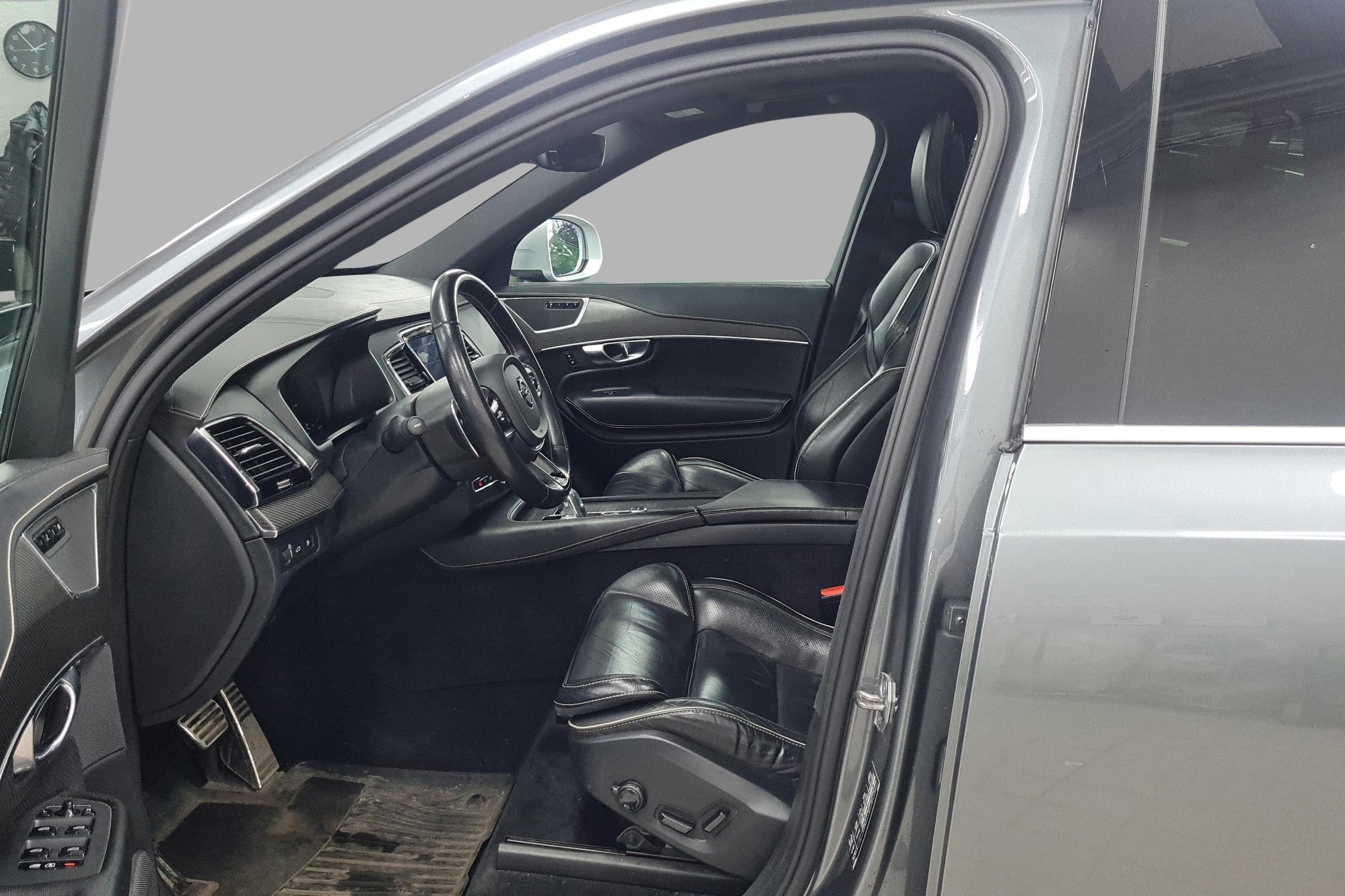 Thumnail bilde 3 av Volvo XC90
