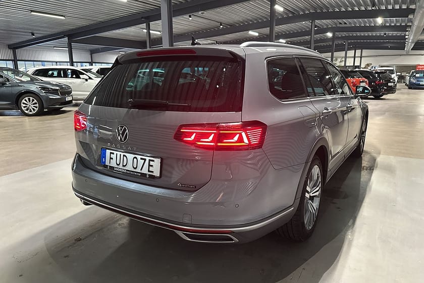 Bild 4 av Volkswagen Passat Alltrack 2.0 TDI 4M Backkamera Värmare Navi Drag Euro 6