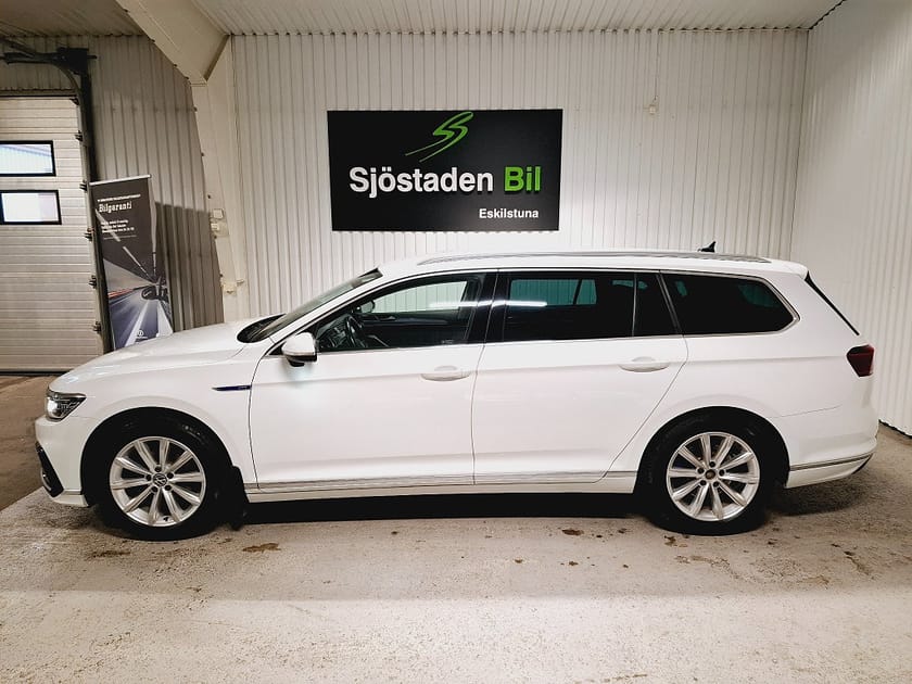 Bild 2 av Volkswagen Passat Sportscombi GTE 218hk TSI /DRAG/VÄRMARE/KAMERA