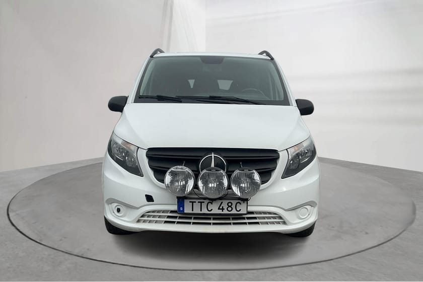 Bild 5 av Mercedes-Benz Vito Tourer 116 CDI 4x4 3.2t 4MATIC (163hk) 9-sits Läderinr