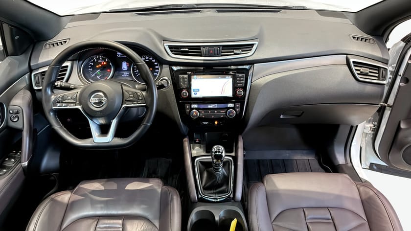 Bild 4 av Nissan Qashqai 1.6 Tekna + | Pano | 360 | Bose | Drag | 163hk