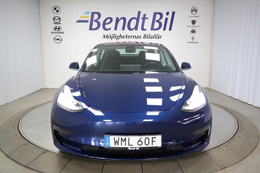 Bild 2 av Tesla Model 3 Long Range AWD 440hk | Autopilot | Panorama