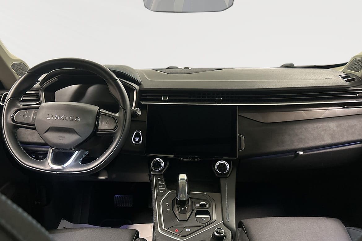 Lynk & Co 01 PHEV