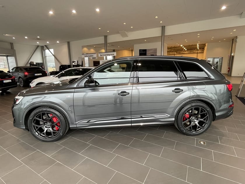 Bild 4 av Audi Q7 60 TFSI e quattro SUV 490 HK