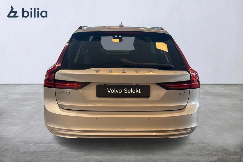 Bild 5 av Volvo V90 B4 Bensin Core - Parkeringskamera