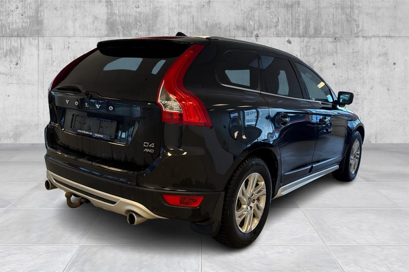 Bilde 5 av Volvo XC60 D4 R-Design/Krok/DS.Pk/ACC/VOC/El.bakluke/RTI/EU28
