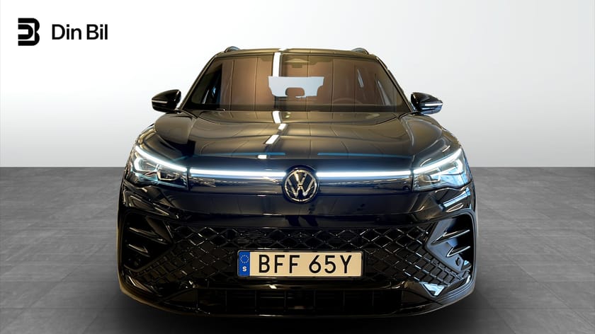 Bild 4 av Volkswagen Tiguan R-LINE 2.0 TDI 4M DSG PANO/DRAG