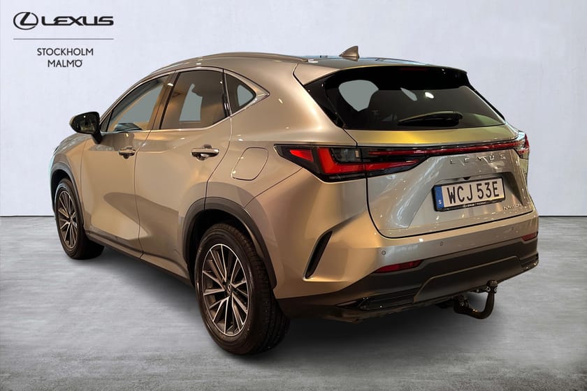 Bild 3 av Lexus NX 450h+ Business Plus AWD 309hk P-värm Drag Keyless Navi