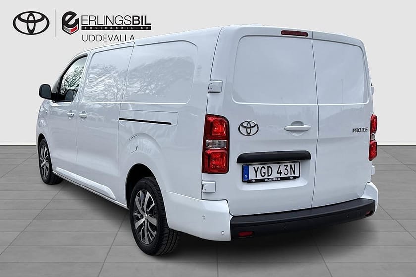 Bild 2 av Toyota Proace L2 LONG 2,2D 150HK AUTO PROFESSIONAL 2 DÖRRAR OMG LEV