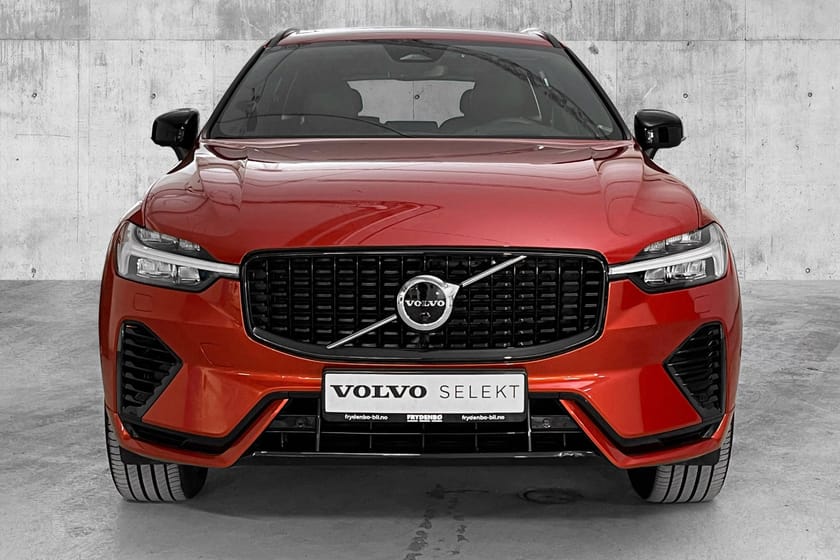 Bilde 3 av Volvo XC60 Recharge T6 Ultima Dark PANO|HUD|360|H&K|20"|SUB|8år*