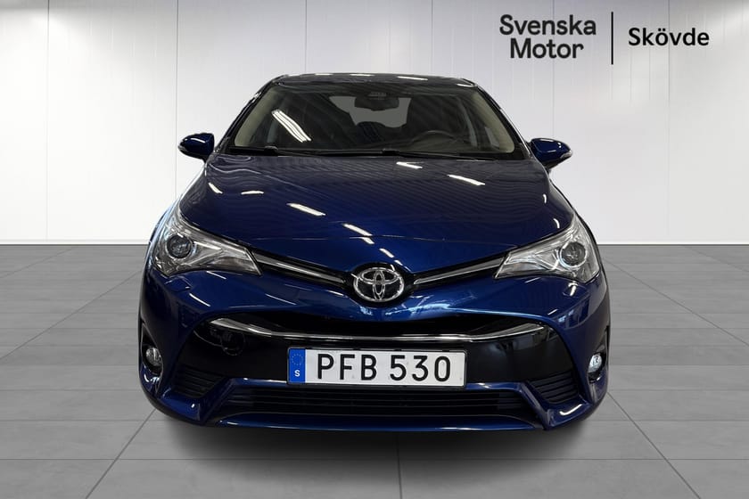 Bild 2 av Toyota Avensis Sedan 1.8 147hk | Intense Edition | Navi | Nyservad | Drag