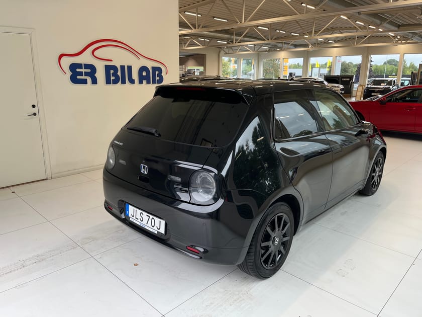 Bild 3 av Honda E Advanced Battertest 87%