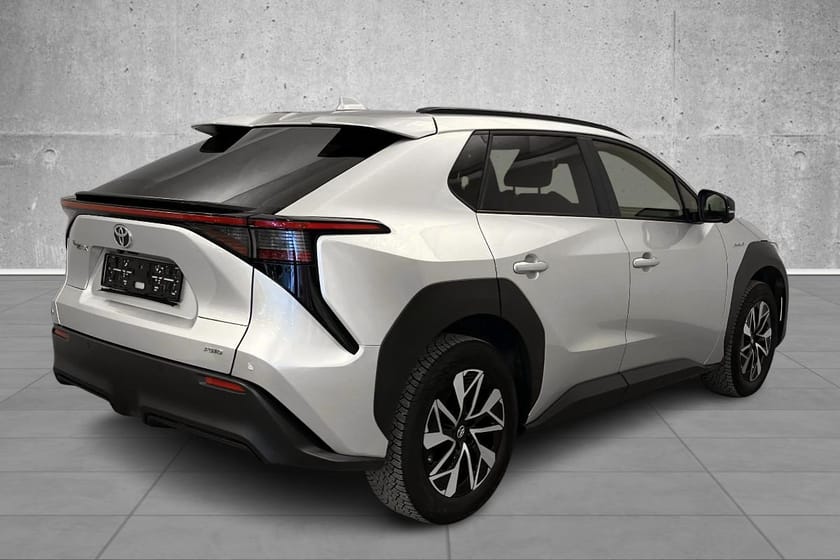 Bilde 5 av Toyota bZ4X Active Tech/4x4/1 eier/alle servicer/WLTP 460km/