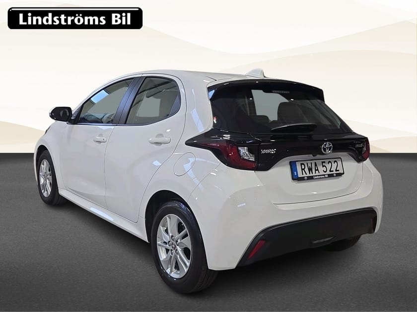 Bild 4 av Toyota Yaris Hybrid 1,5 5D ACTIVE KOMFORTPAKET SOMMAR & VINTERHJUL