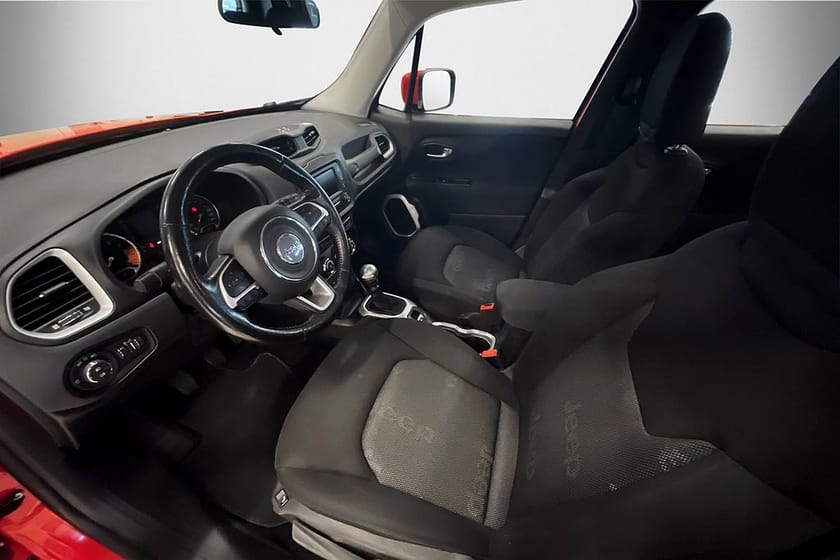 Bild 4 av Jeep Renegade 1,4 M-Air Longitude 140Hk